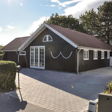 Stunning Home In Nyborg With House Sea View
